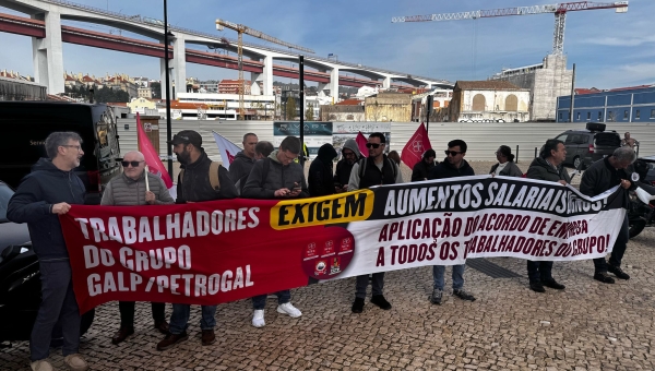 O PCP saúda os trabalhadores da Petrogal que avançaram na reivindicação pública de melhores salários.